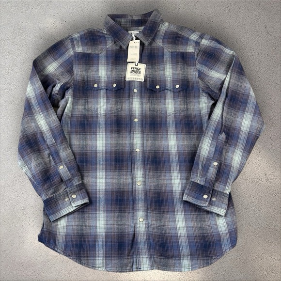 Duluth Trading‎ Men's Free Swingin' Fence Mender Shirt Pearl Snap Sz M NWT